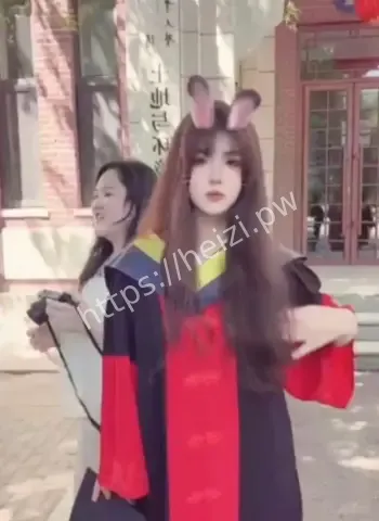 崔天翠骗财骗色
